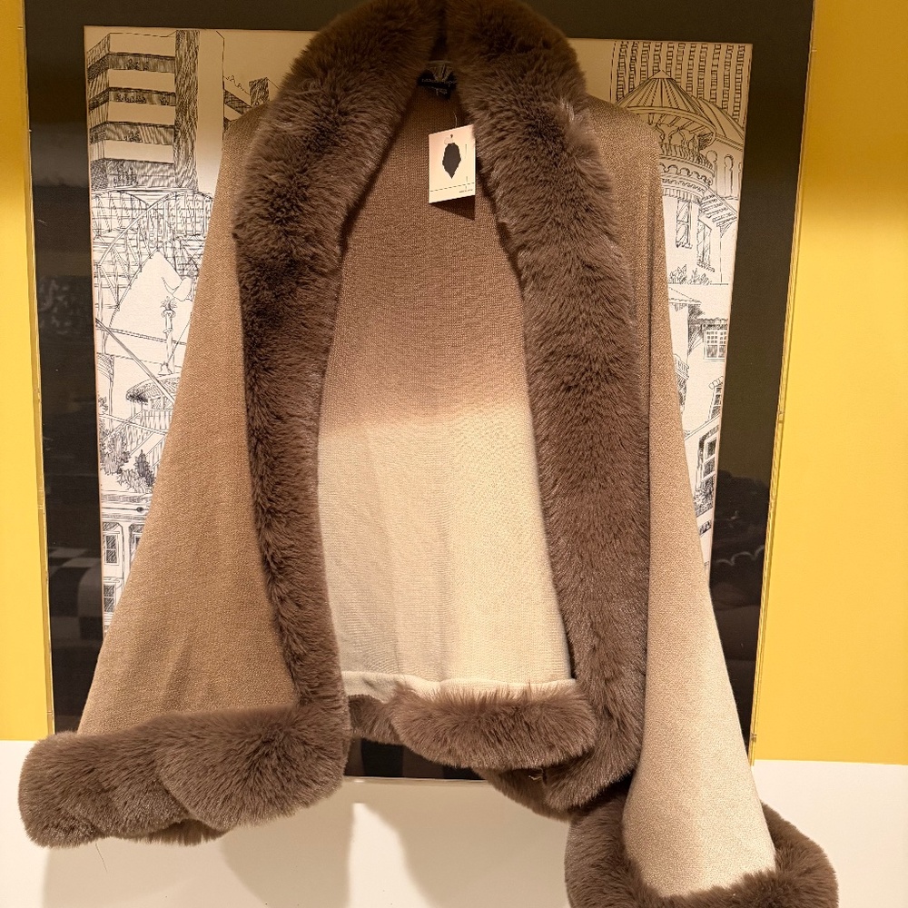 NWT - Nanette Lepore Dip Dye Poncho w/ Faux Fur Trim